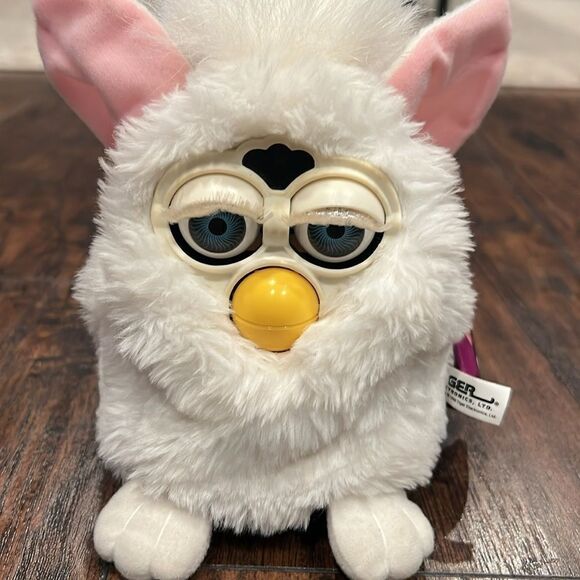 Furby 1998 Original 1st Generation White Snowball 70-800 New no box - Picture 4 of 11